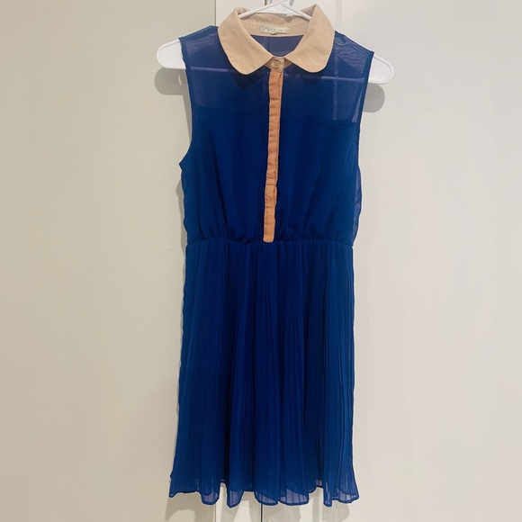 Alythea Dresses & Skirts - ALYTHEA: pretty dress